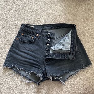 Levi’s black denim shorts - from free people